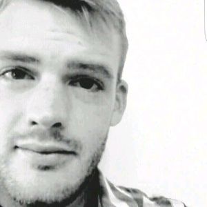 Meet your Posher, Zach